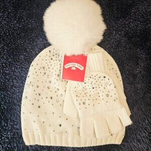 Holiday Time Women's White Knitted Set Beanie Hat Pom-pom Gloves One Size NWT